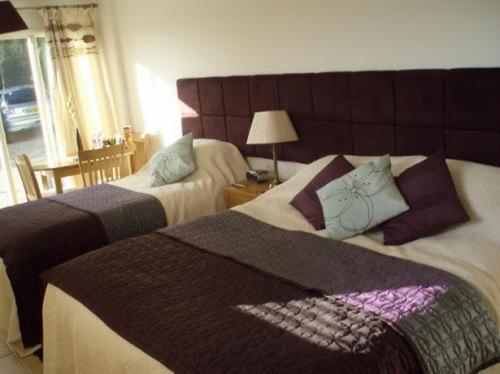 The Willows Guest House Takeley Esterno foto